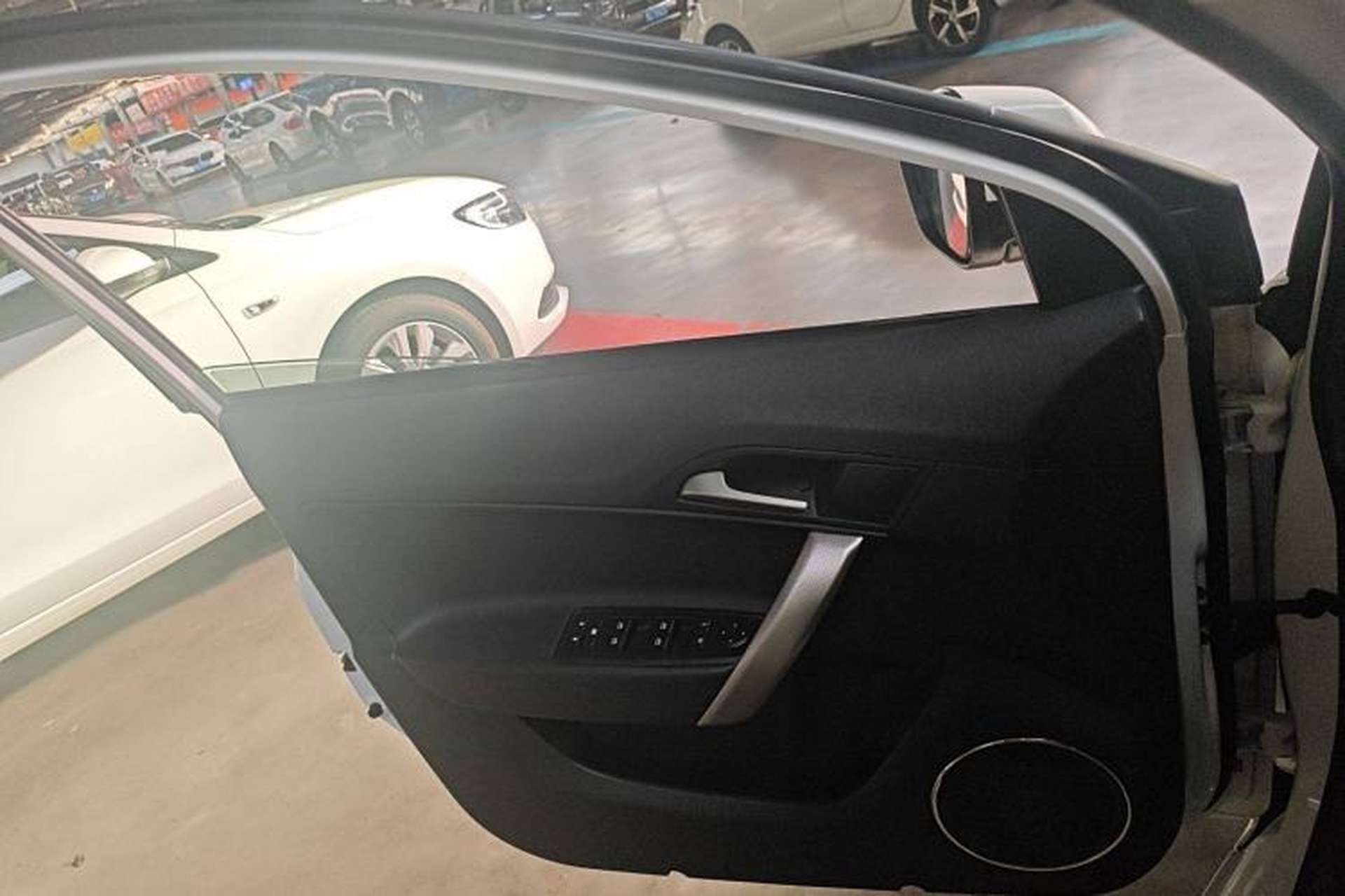 Used MG 5 2014 1.5T Automatic Luxury Model Interior 7