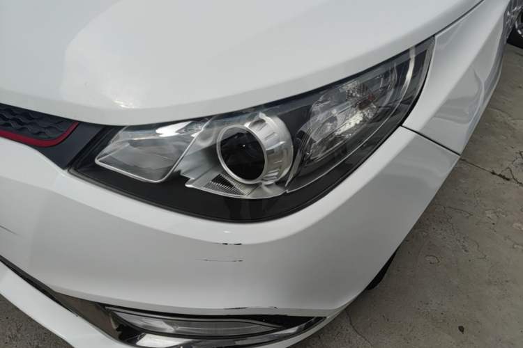 Used MG 5 2014 1.5T Manual Luxury Model Left Front Headlight
