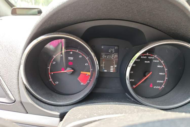 Used MG 5 2014 1.5T Automatic Luxury Model Odometer Close Up
