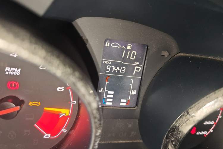Used MG 5 2014 1.5T Automatic Luxury Model Odometer Close Up