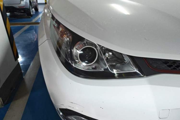 Used MG 5 2014 1.5T Automatic Luxury Model Right Front Headlight