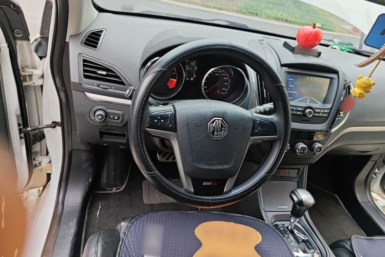 Used MG 5 2014 1.5T Automatic Luxury Model Steering Wheel