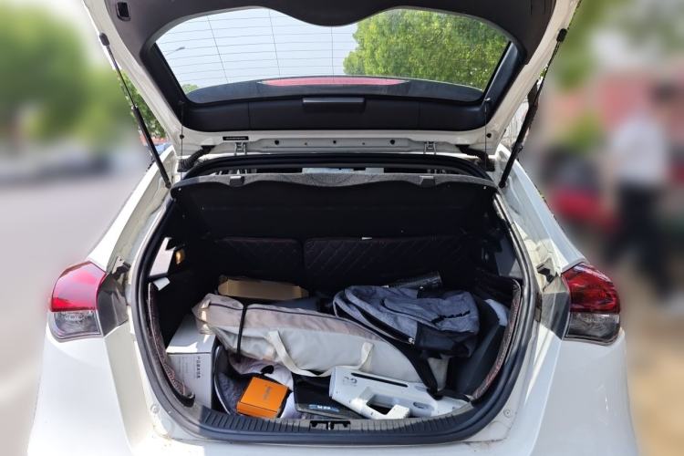 Used MG 5 2014 1.5T Automatic Luxury Model Trunk