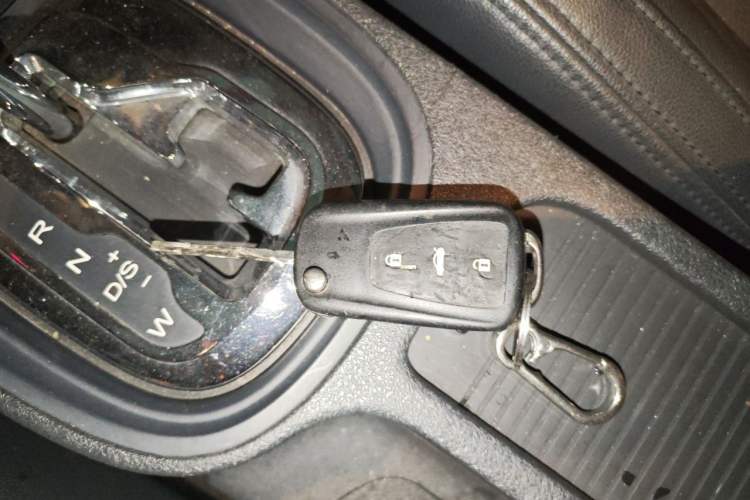 Used MG 5 2014 1.5T Automatic Luxury Model Vehicle Key