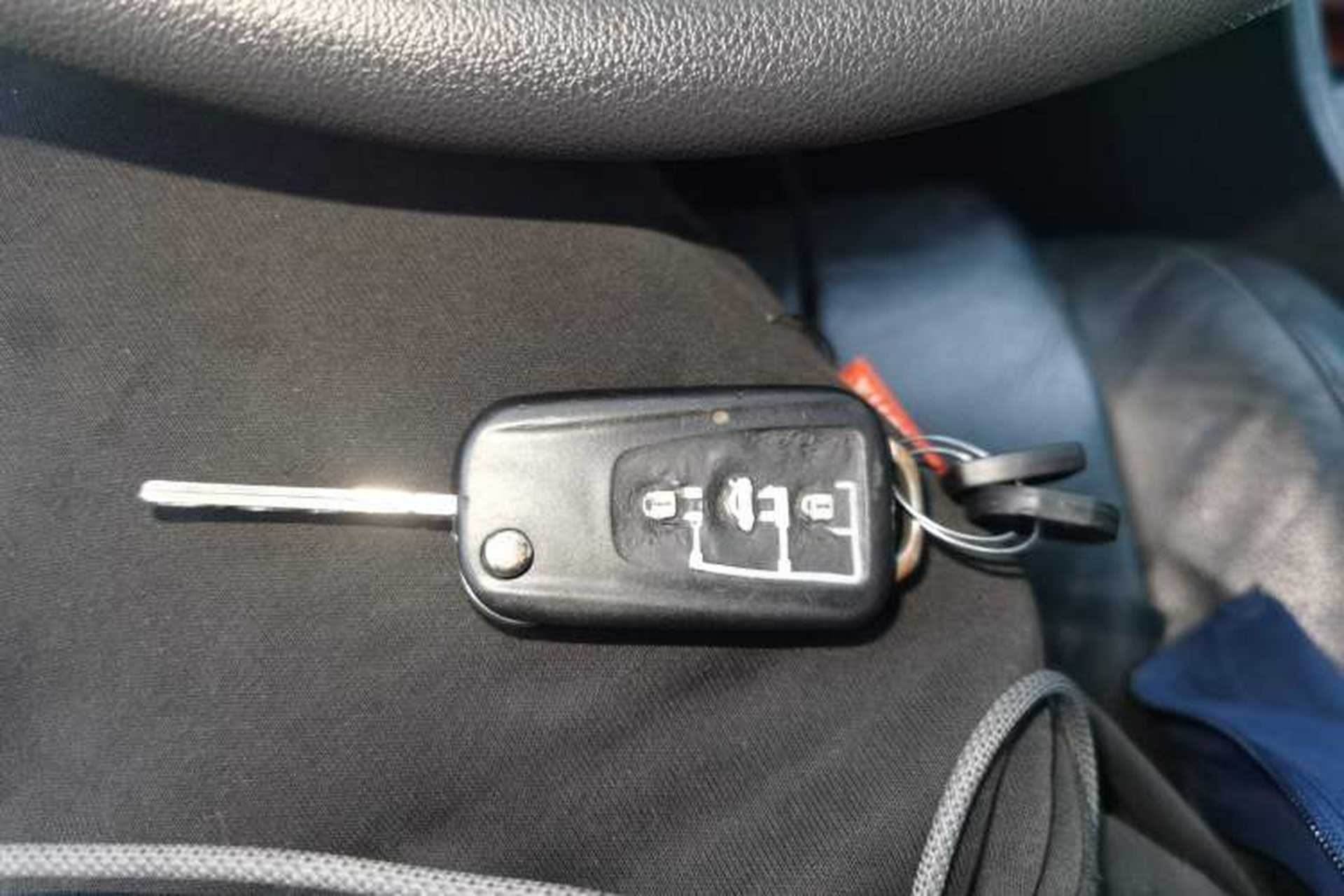 Used MG 5 2014 1.5T Automatic Luxury Model Vehicle Key