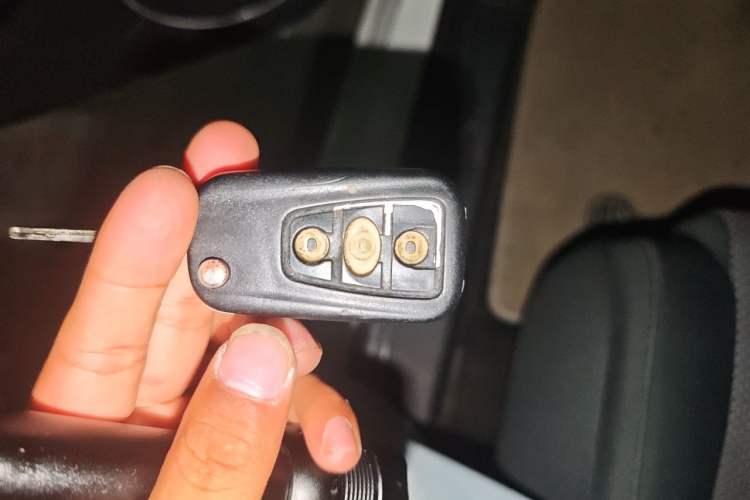 Used MG 5 2014 1.5T Automatic Luxury Model Vehicle Key