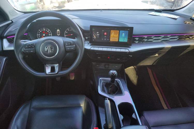 Used MG 5 2021 180 DVVT Manual Youth Style Edition Center Console