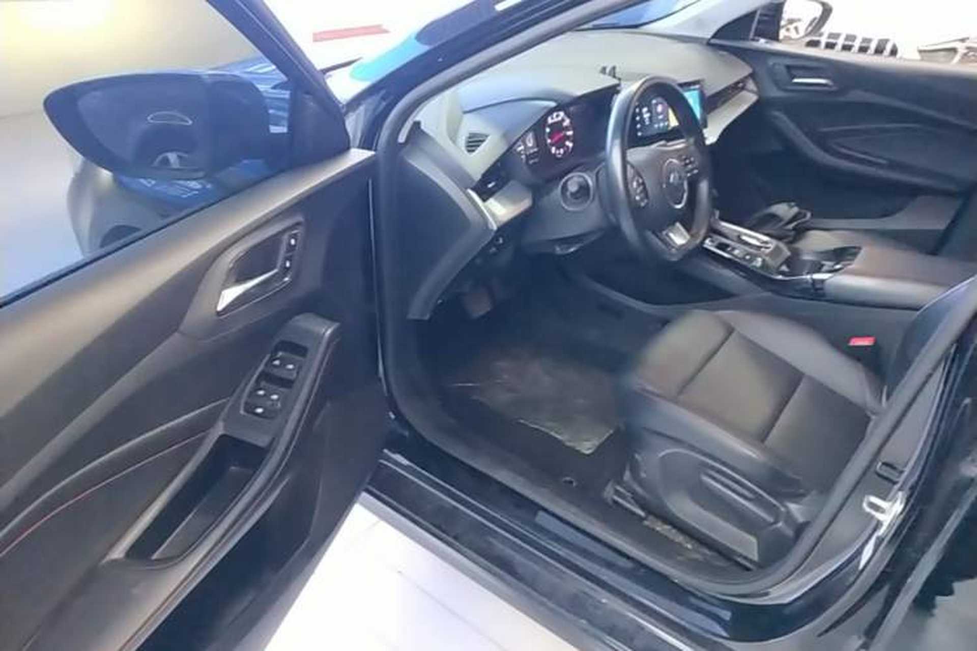 Used MG 5 2021 180 DVVT CVT Youth Luxury Edition Driver Seat