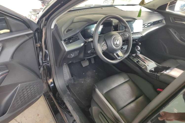 Used MG 5 2021 180 DVVT CVT Youth Luxury Edition Driver Seat