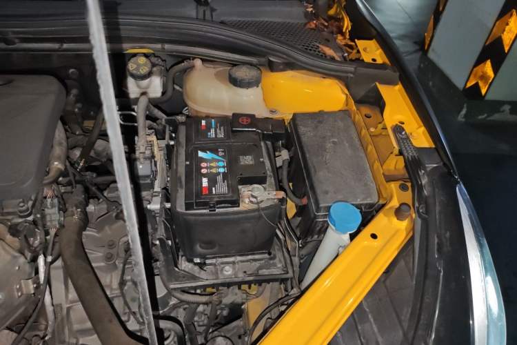 Used MG 5 2021 180 DVVT CVT Youth Luxury Edition Engine Bay Left