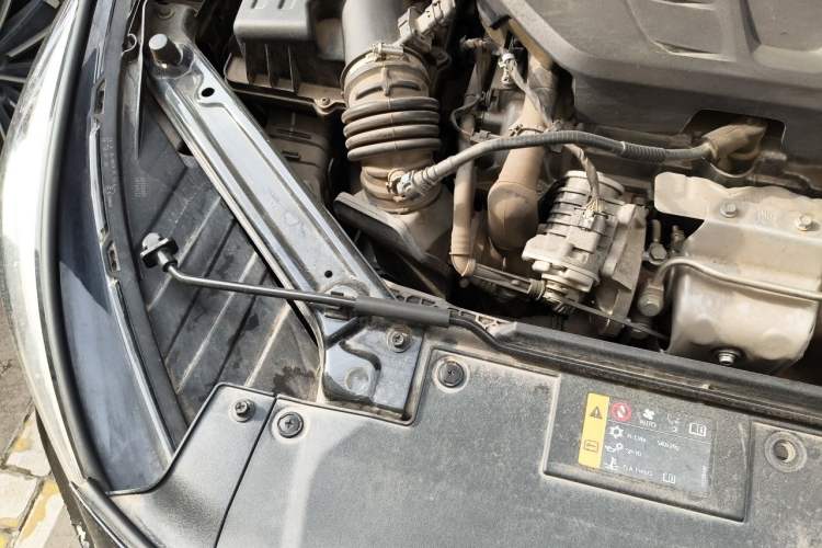 Used MG 5 2021 300TGI DCT Elegant Luxury Edition Engine Bay Right