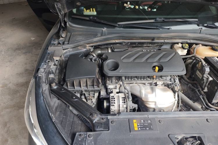 Used MG 5 2021 180 DVVT CVT Youth Luxury Edition Engine Bay Right