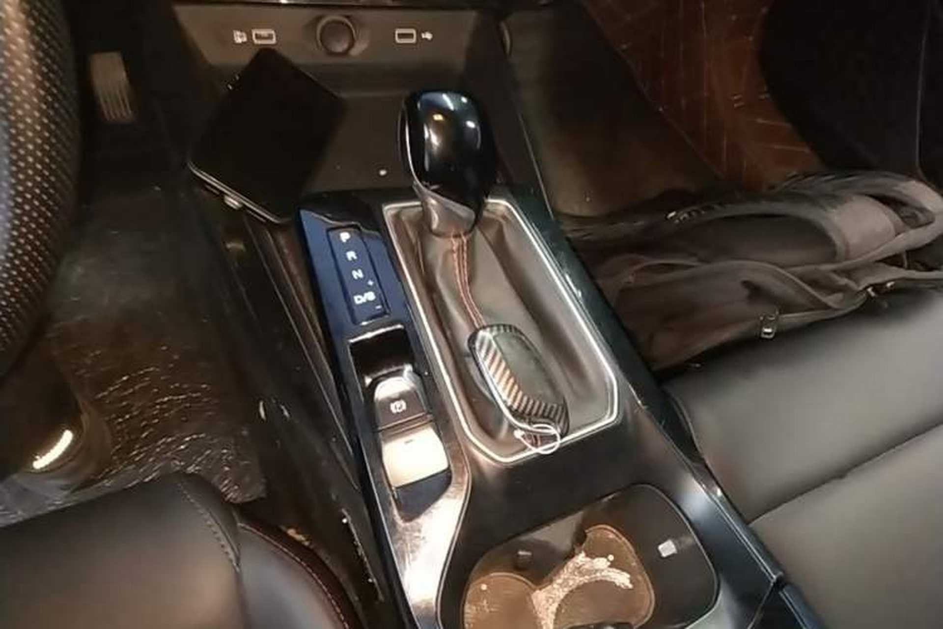 Used MG 5 2021 180 DVVT CVT Youth Luxury Edition Gear Lever