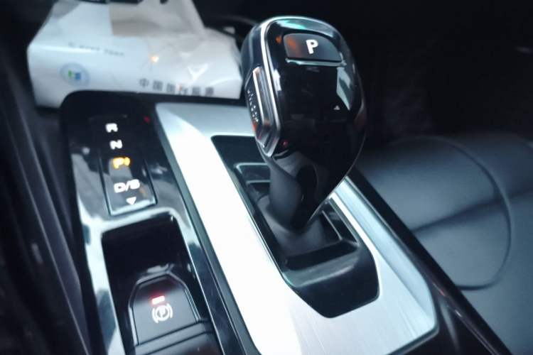 Used MG 5 2021 300TGI DCT Luxury Flagship Edition Gear Lever