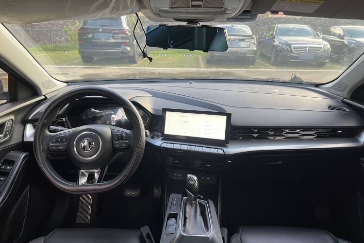 Used MG 5 2021 180 DVVT CVT Youth Luxury Edition Interior 1