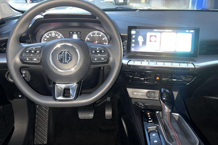 Used MG 5 2021 180 DVVT CVT Youthful Style Edition Interior 3