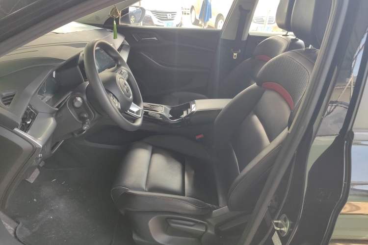 Used MG 5 2021 180 DVVT CVT Youth Luxury Edition Left Front Seat