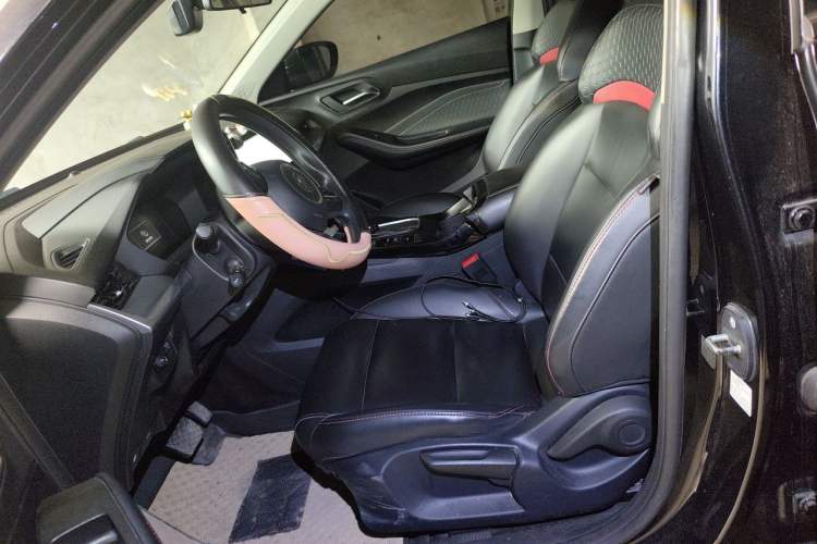 Used MG 5 2021 180 DVVT CVT Youth Luxury Edition Left Front Seat