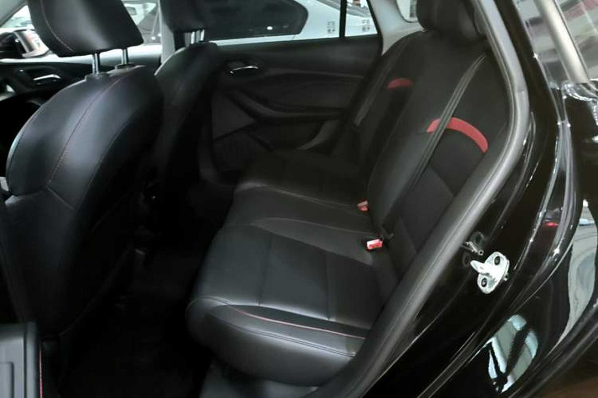 Used MG 5 2021 180 DVVT CVT Youthful Style Edition Left Rear Seat
