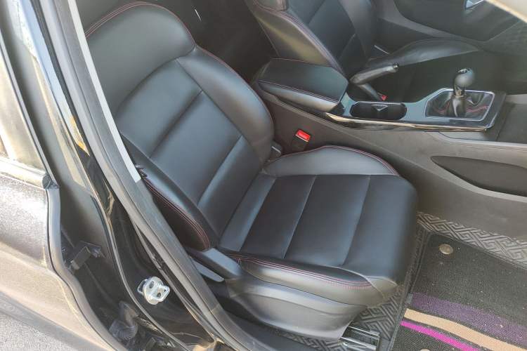 Used MG 5 2021 180 DVVT Manual Youth Style Edition Right Front Seat