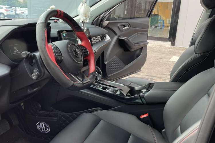 Used MG 5 2021 180 DVVT CVT Youth Luxury Edition Right Front Seat