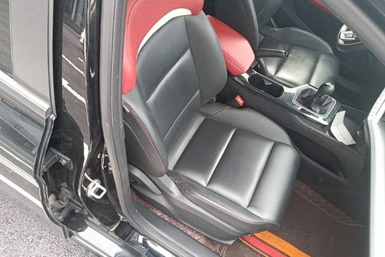 Used MG 5 2021 180 DVVT Manual Youth Luxury Edition Right Front Seat