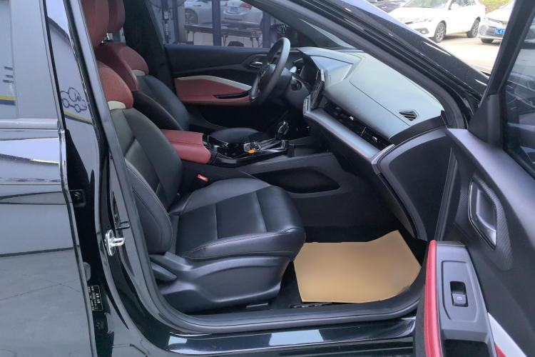 Used MG 5 2021 180 DVVT CVT Youth Luxury Edition Right Front Seat