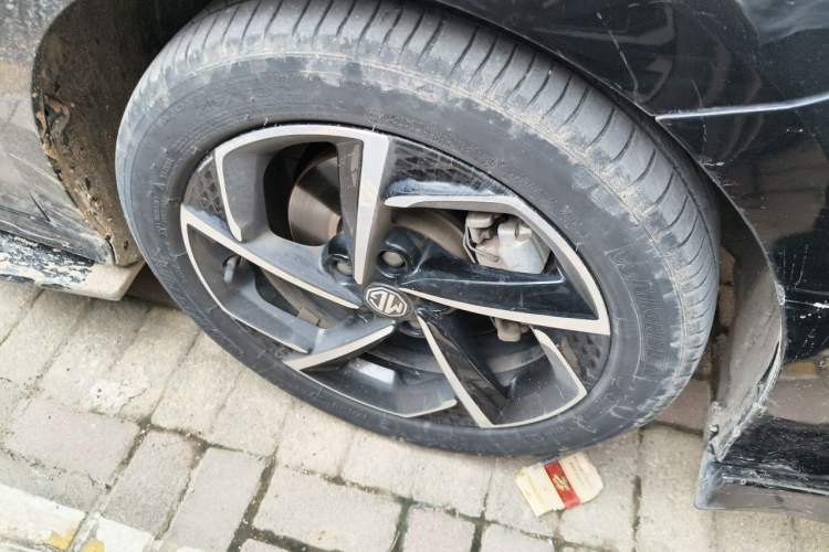 Used MG 5 2021 300TGI DCT Elegant Luxury Edition Right Front Wheel Hub