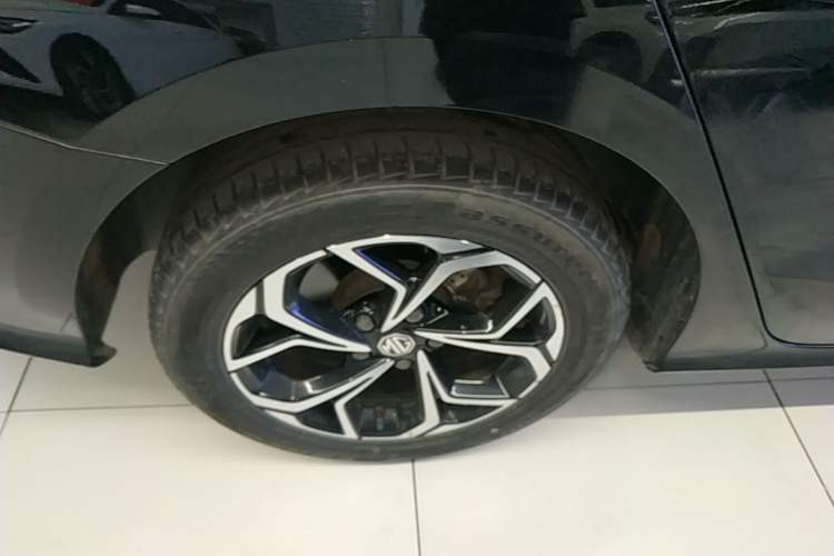 Used MG 5 2021 180 DVVT CVT Youth Luxury Edition Right Rear Wheel Hub