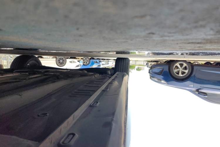 Used MG 5 2021 180 DVVT CVT Youth Luxury Edition Right Side Sill