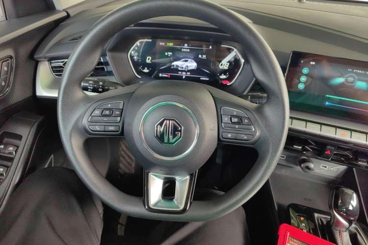Used MG 5 2021 180 DVVT CVT Youth Luxury Edition Steering Wheel