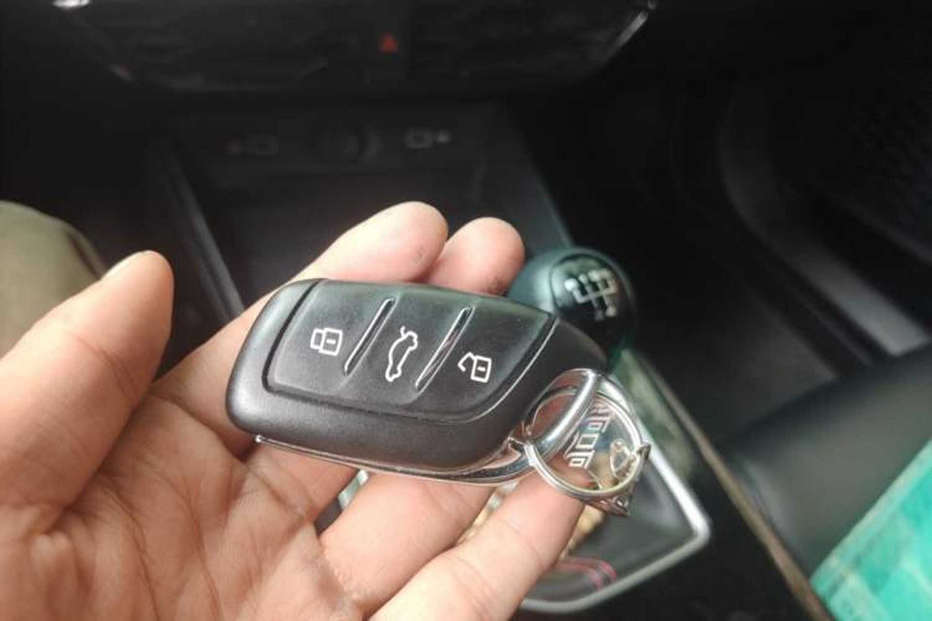 Used MG 5 2021 180 DVVT Manual Youth Luxury Edition Vehicle Key