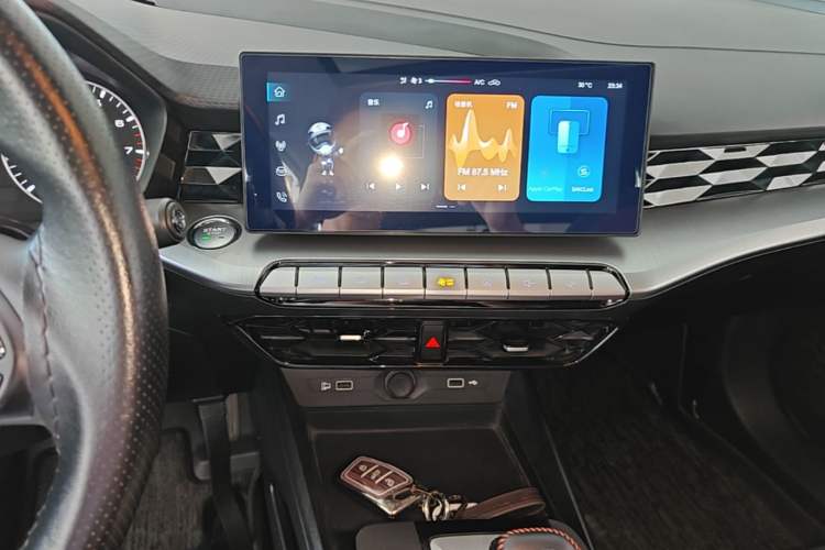 Used MG 5 2021 300TGI DCT Elegant & Trendy Edition Audio And AC Panel