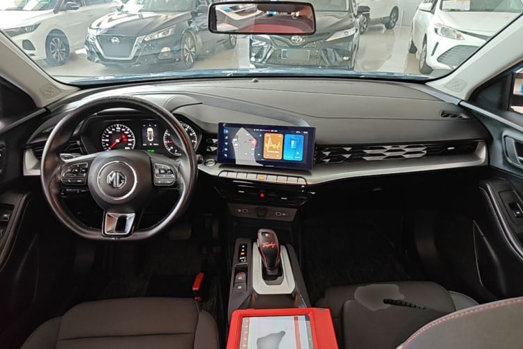 Used MG 5 2021 300TGI DCT Elegant & Trendy Edition Center Console