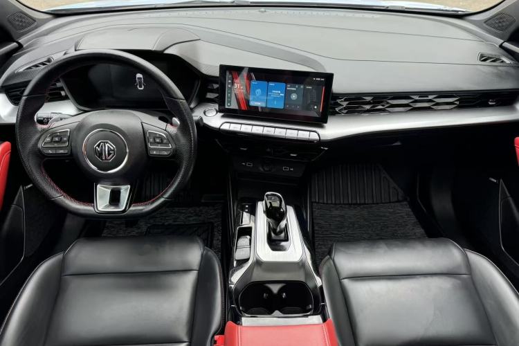 Used MG 5 2021 300TGI DCT Elegant Luxury Edition Center Console