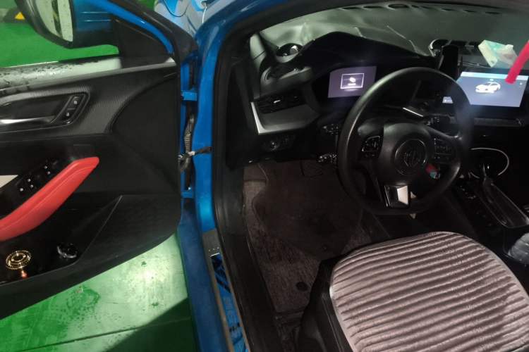 Used MG 5 2021 180 DVVT CVT Youth Luxury Edition Driver Seat