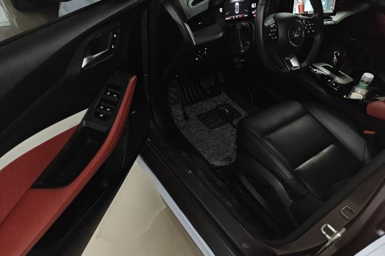 Used MG 5 2021 300TGI DCT Elegant Luxury Edition Driver Seat