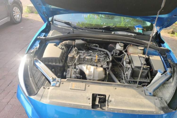 Used MG 5 2021 180 DVVT CVT Youthful Style Edition Engine Bay Right
