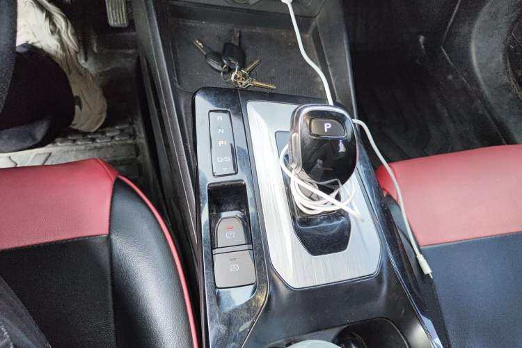 Used MG 5 2021 300TGI DCT Luxury Flagship Edition Gear Lever