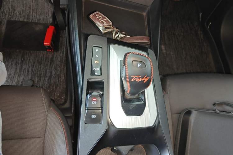 Used MG 5 2021 300TGI DCT Elegant & Trendy Edition Gear Lever