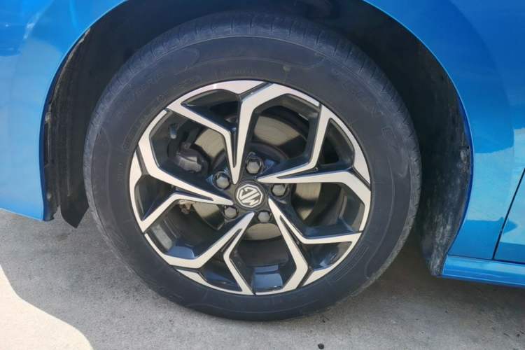Used MG 5 2021 180 DVVT CVT Youth Luxury Edition Left Front Wheel Hub