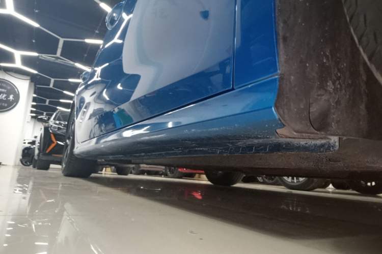 Used MG 5 2021 300TGI DCT Elegant Luxury Edition Right Side Sill