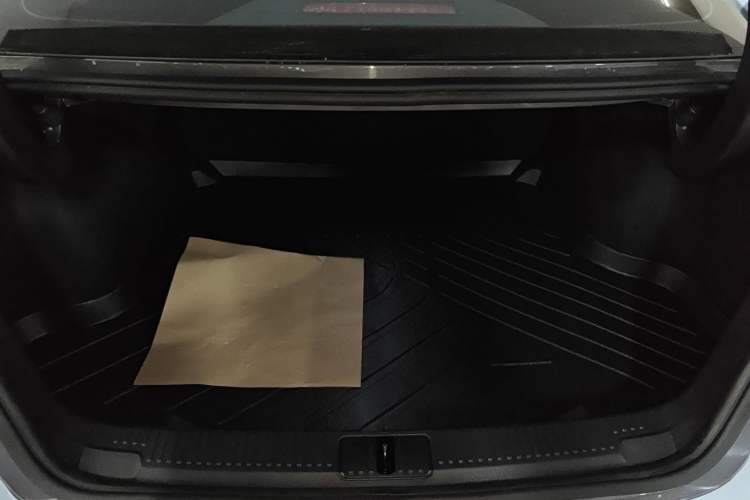 Used MG 5 2021 300TGI DCT Elegant Luxury Edition Trunk
