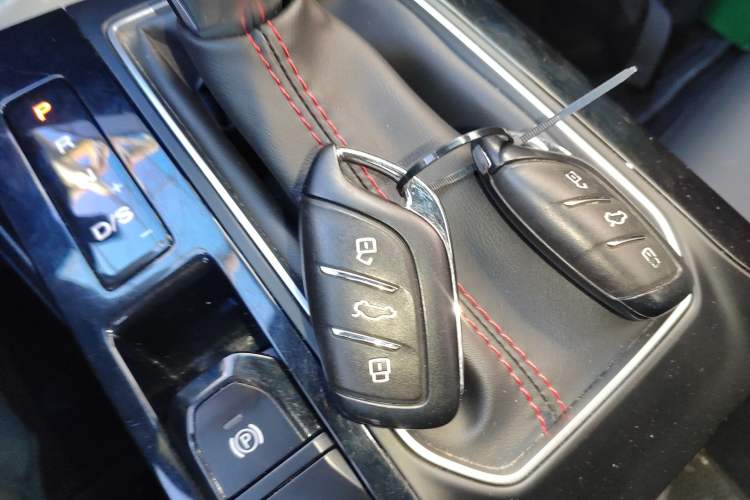Used MG 5 2021 Revised Version 180 DVVT CVT Youth Luxury Edition Interior 1