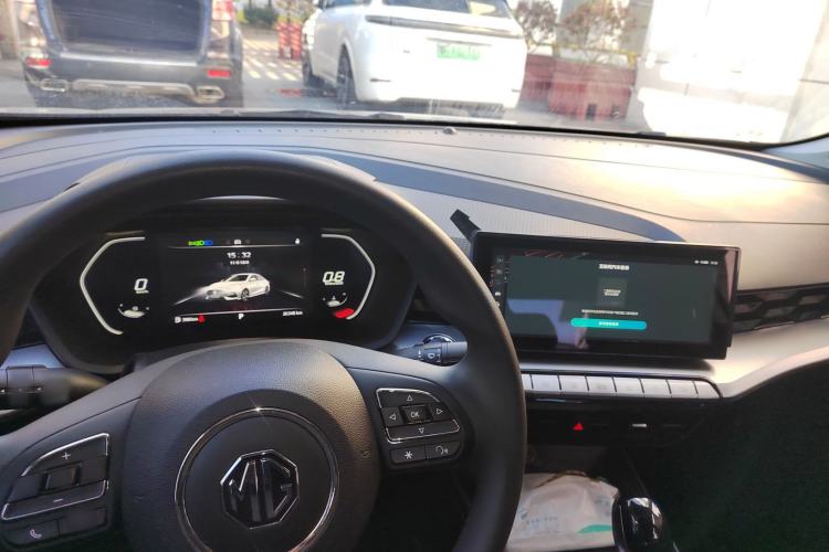 Used MG 5 2021 Revised Version 180 DVVT CVT Youth Luxury Edition Interior 2