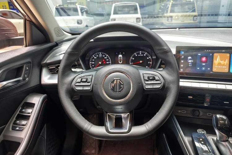 Used MG 5 2021 180 DVVT CVT Youthful Style Edition Interior 2