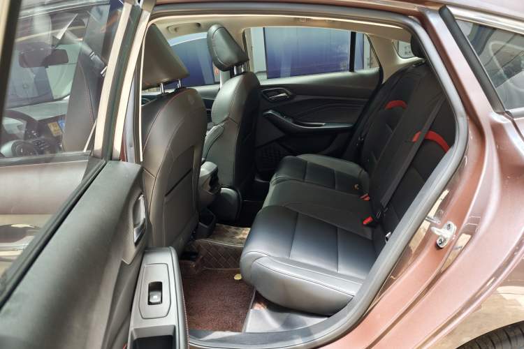 Used MG 5 2021 180 DVVT CVT Youthful Style Edition Interior 6