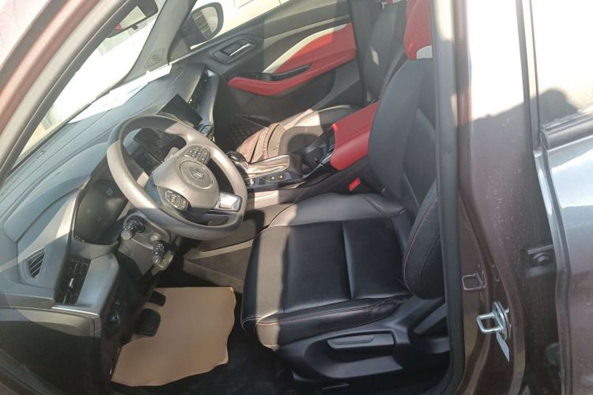 Used MG 5 2021 Revised Version 180 DVVT CVT Youth Luxury Edition Left Front Seat