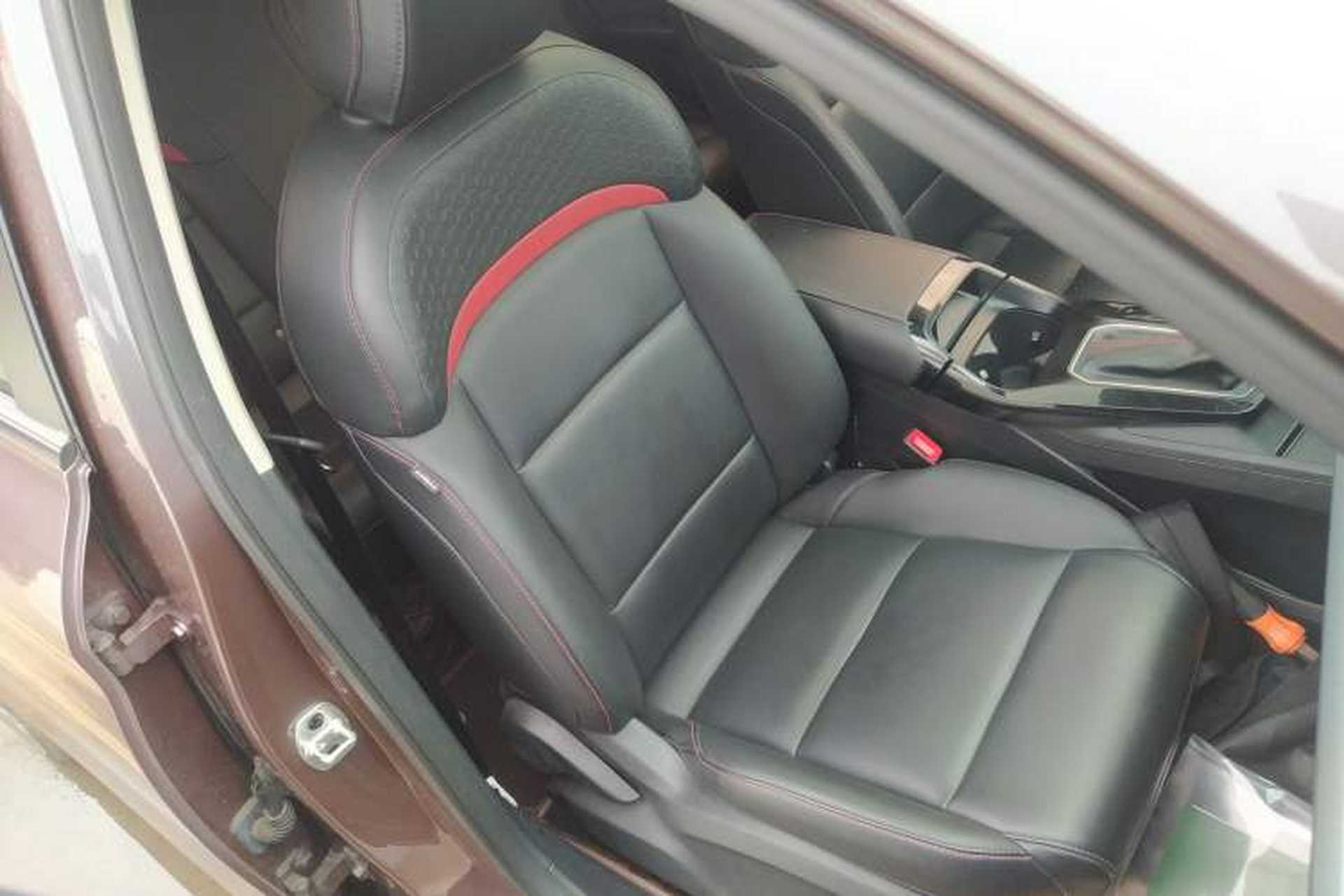 Used MG 5 2021 Revised Version 180 DVVT CVT Youth Luxury Edition Right Front Seat