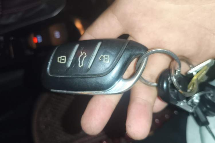 Used MG 5 2021 180 DVVT CVT Youth Luxury Edition Vehicle Key